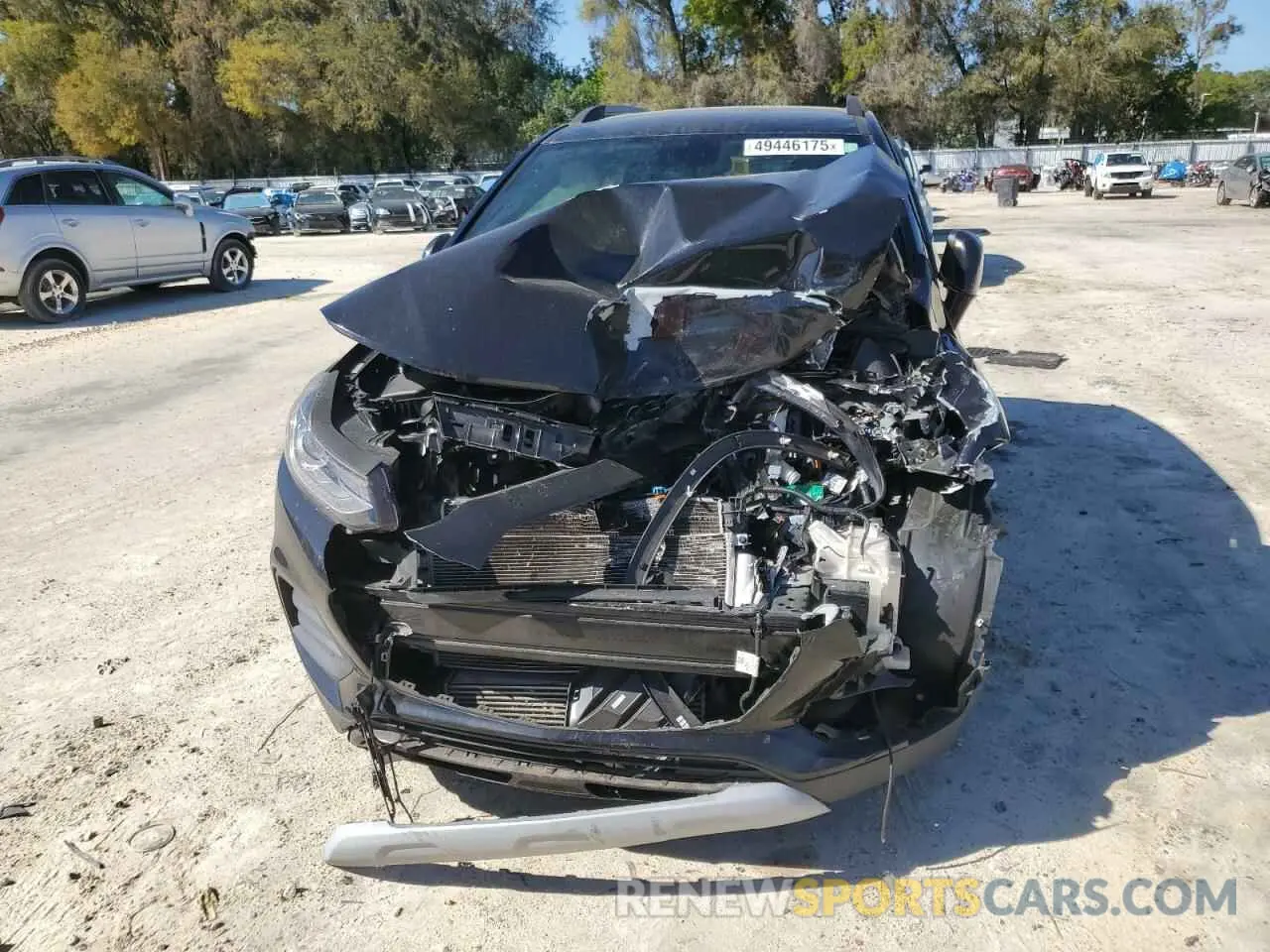 5 fotografías del automóvil dañado KL7CJLSB2KB792764 CHEVROLET TRAX 2019