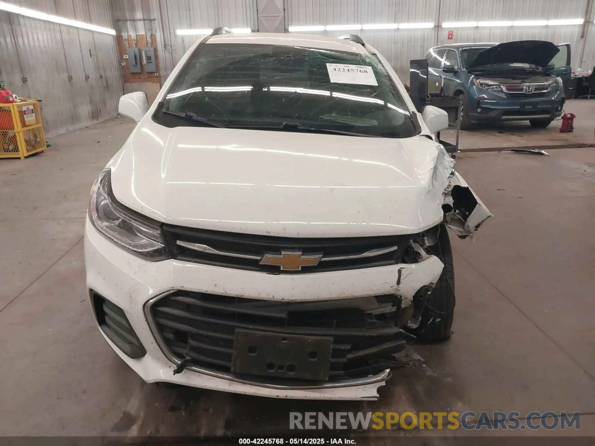 13 fotografías del automóvil dañado KL7CJLSB2KB828372 CHEVROLET TRAX 2019