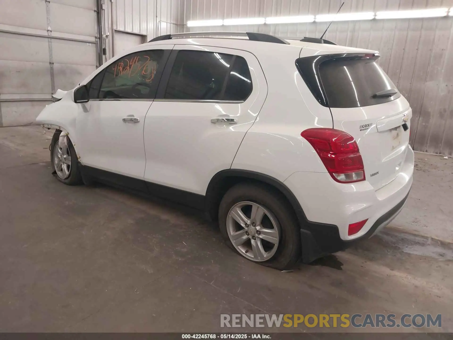 3 fotografías del automóvil dañado KL7CJLSB2KB828372 CHEVROLET TRAX 2019