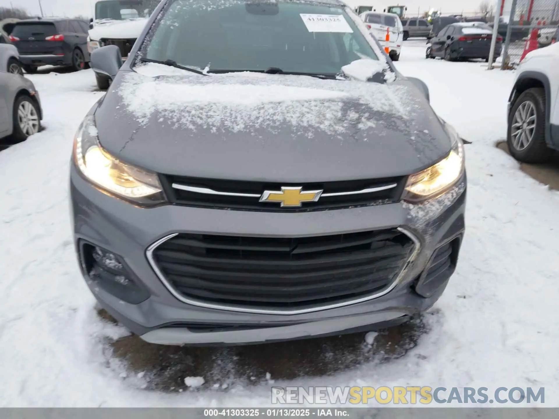 12 fotografías del automóvil dañado KL7CJLSB3KB848355 CHEVROLET TRAX 2019