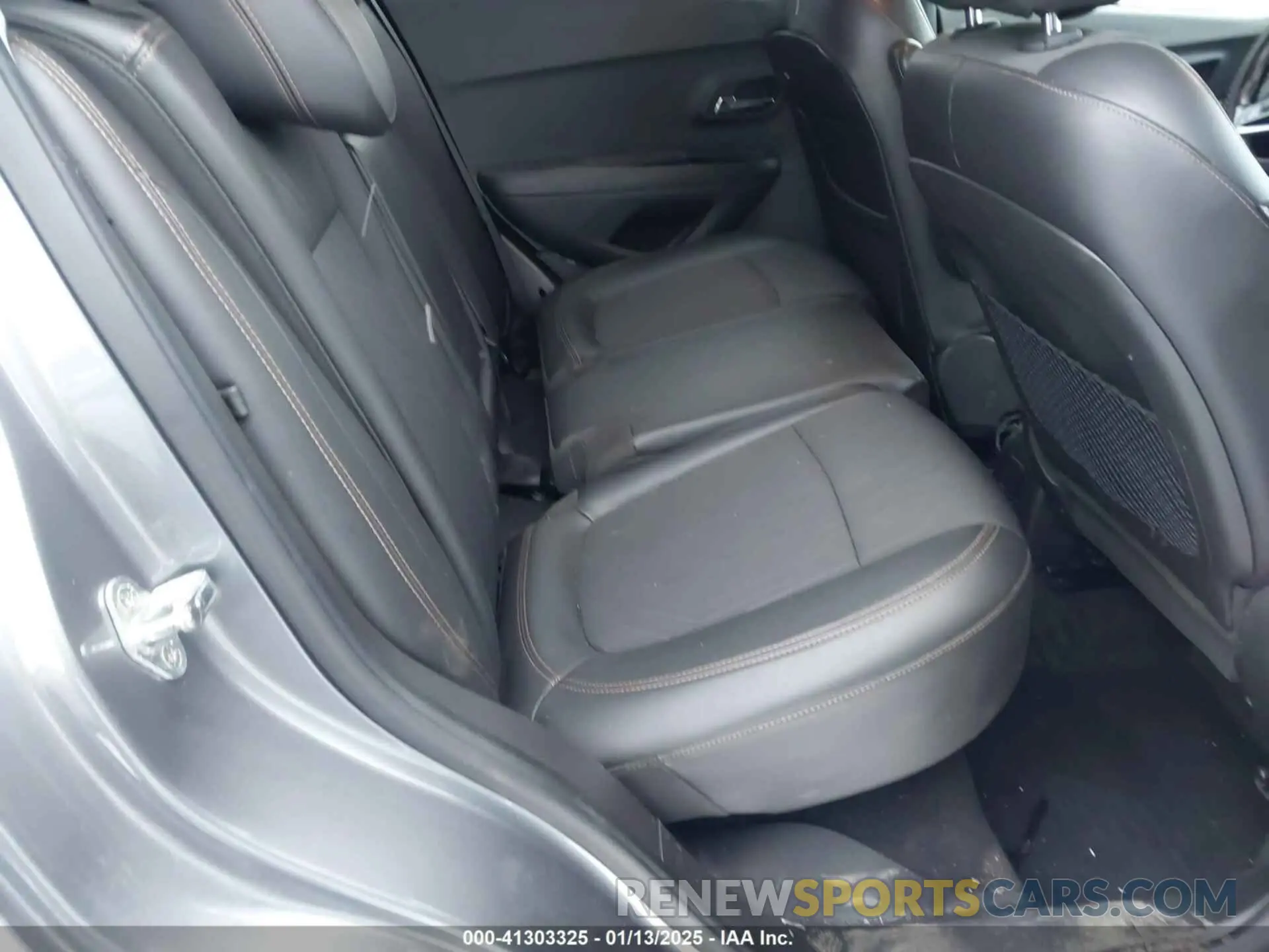 8 fotografías del automóvil dañado KL7CJLSB3KB848355 CHEVROLET TRAX 2019