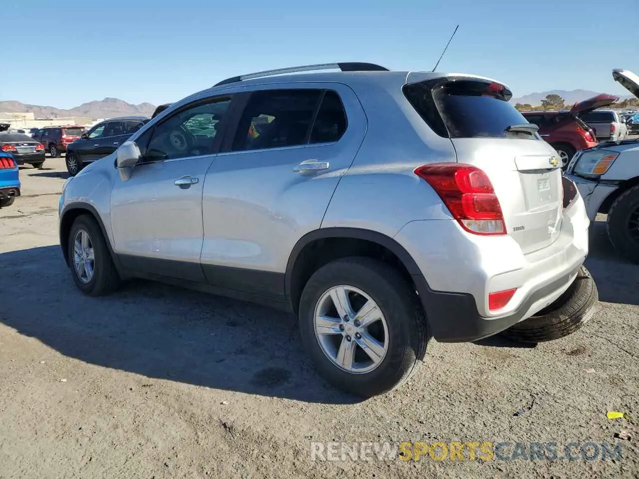 2 fotografías del automóvil dañado KL7CJLSB3KB893585 CHEVROLET TRAX 2019