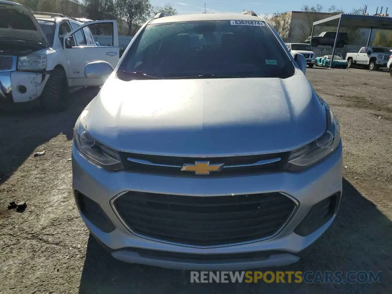 5 fotografías del automóvil dañado KL7CJLSB3KB893585 CHEVROLET TRAX 2019