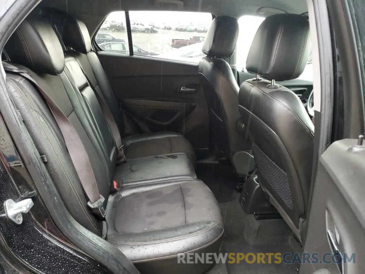 11 fotografías del automóvil dañado KL7CJLSB4KB720271 CHEVROLET TRAX 2019