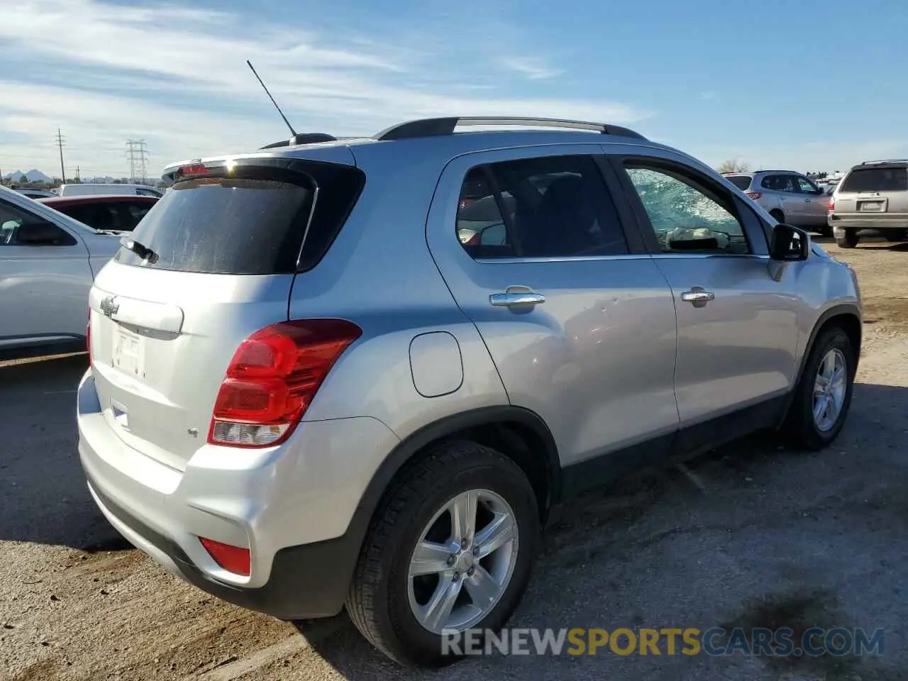 3 fotografías del automóvil dañado KL7CJLSB5KB872818 CHEVROLET TRAX 2019