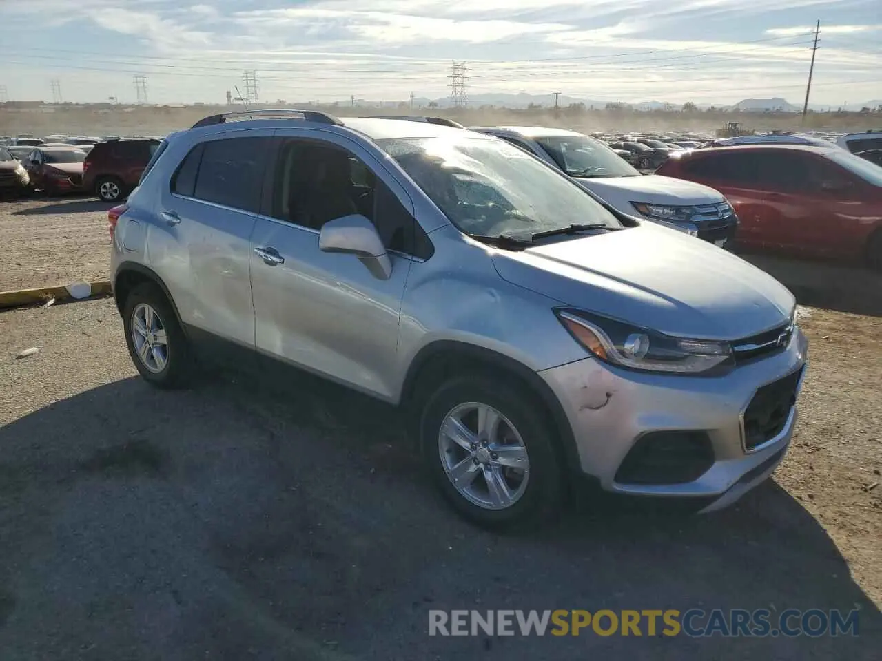 4 fotografías del automóvil dañado KL7CJLSB5KB872818 CHEVROLET TRAX 2019