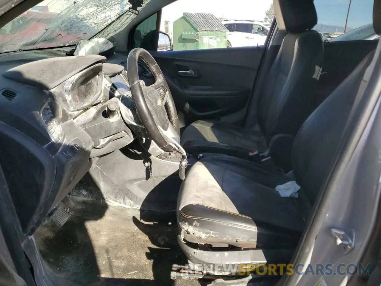 7 fotografías del automóvil dañado KL7CJLSB5KB872818 CHEVROLET TRAX 2019
