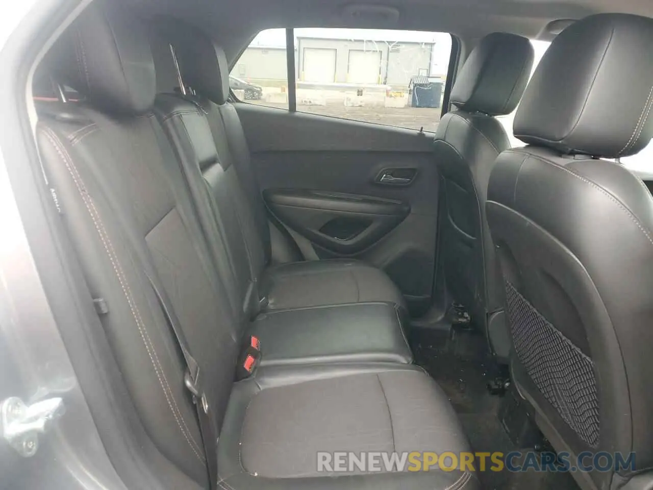 11 fotografías del automóvil dañado KL7CJLSB5KB919166 CHEVROLET TRAX 2019
