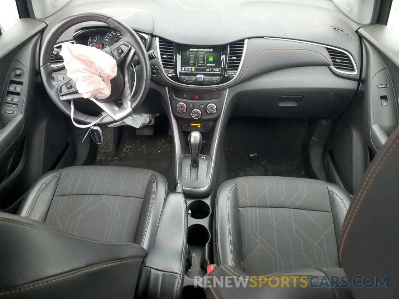 8 fotografías del automóvil dañado KL7CJLSB5KB919166 CHEVROLET TRAX 2019