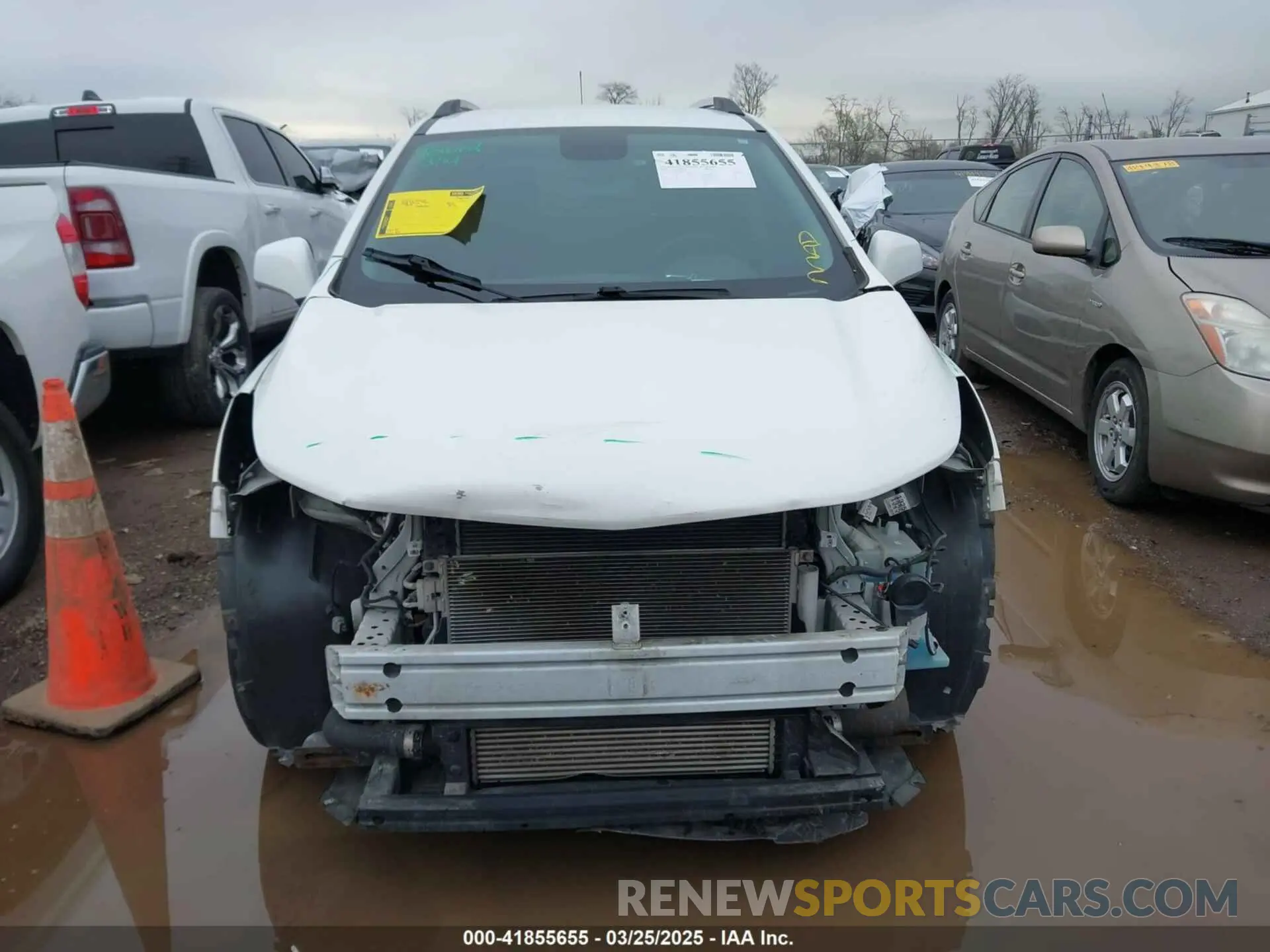 13 fotografías del automóvil dañado KL7CJLSB6KB913781 CHEVROLET TRAX 2019
