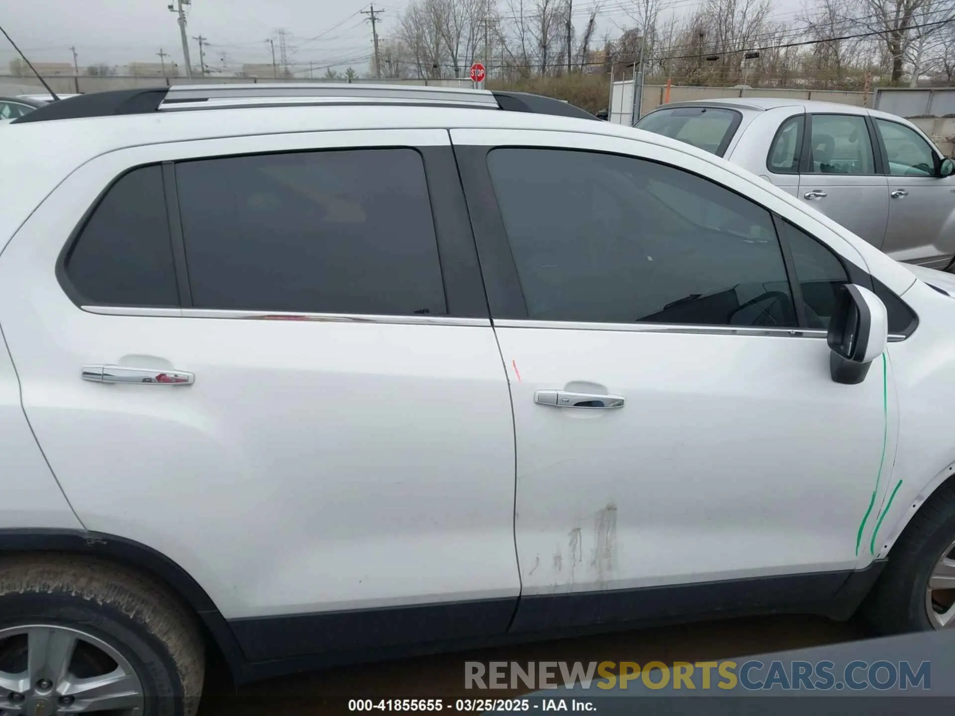 14 fotografías del automóvil dañado KL7CJLSB6KB913781 CHEVROLET TRAX 2019