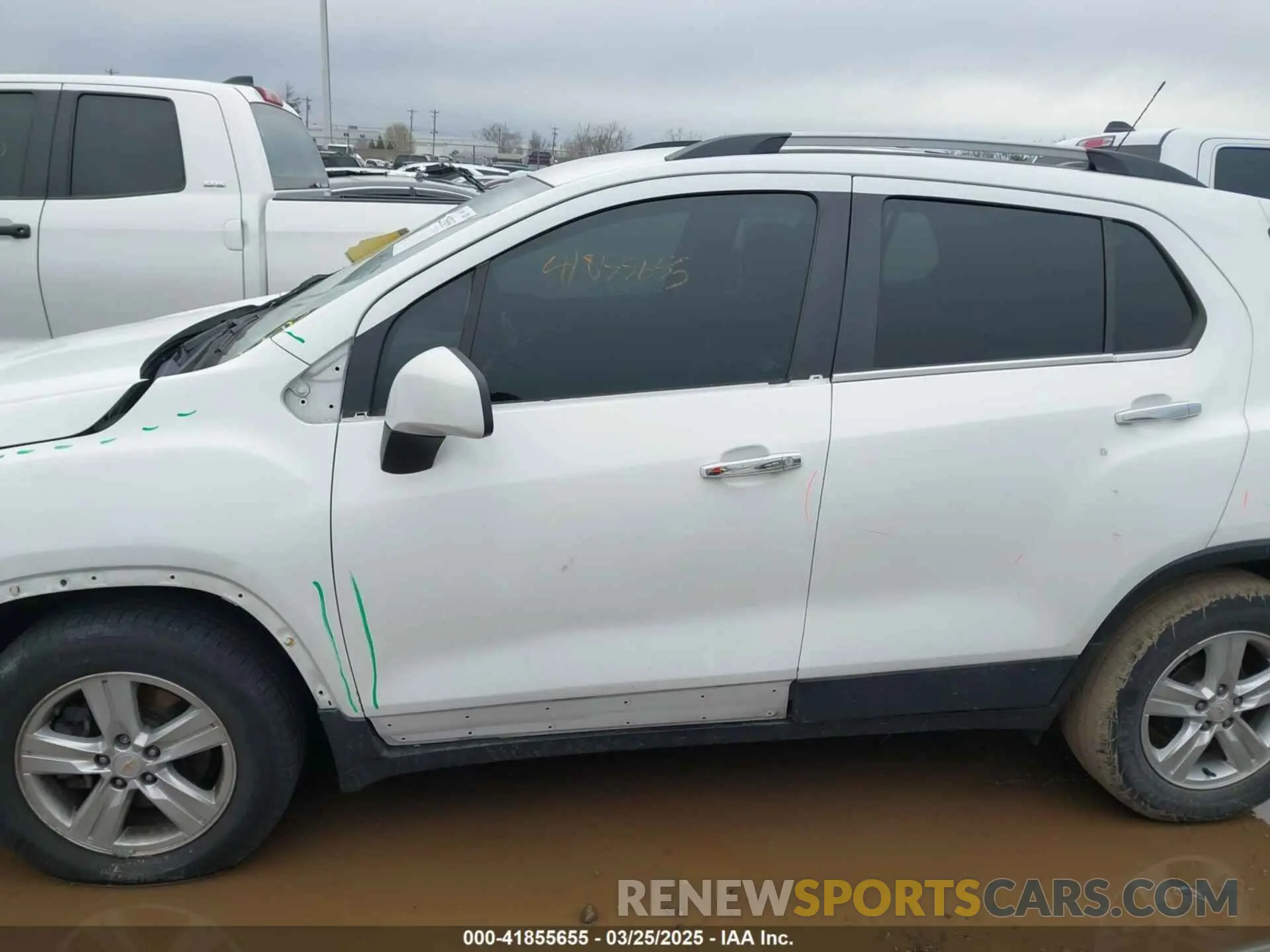 15 fotografías del automóvil dañado KL7CJLSB6KB913781 CHEVROLET TRAX 2019