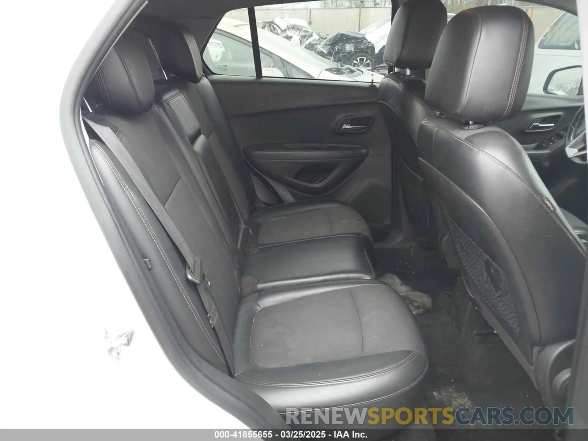 8 fotografías del automóvil dañado KL7CJLSB6KB913781 CHEVROLET TRAX 2019