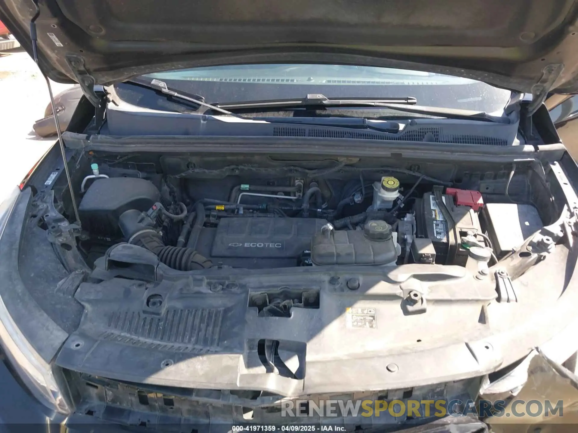 10 fotografías del automóvil dañado KL7CJLSB6KB956193 CHEVROLET TRAX 2019