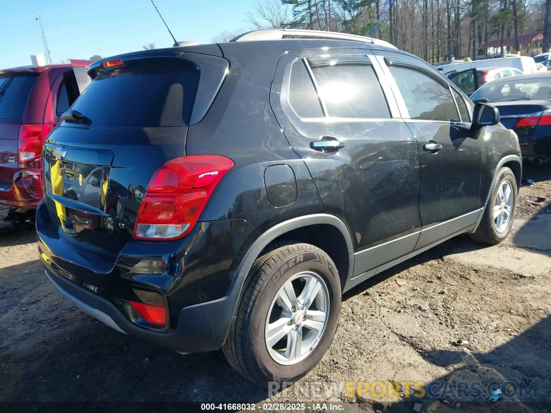 4 fotografías del automóvil dañado KL7CJLSB7KB825323 CHEVROLET TRAX 2019