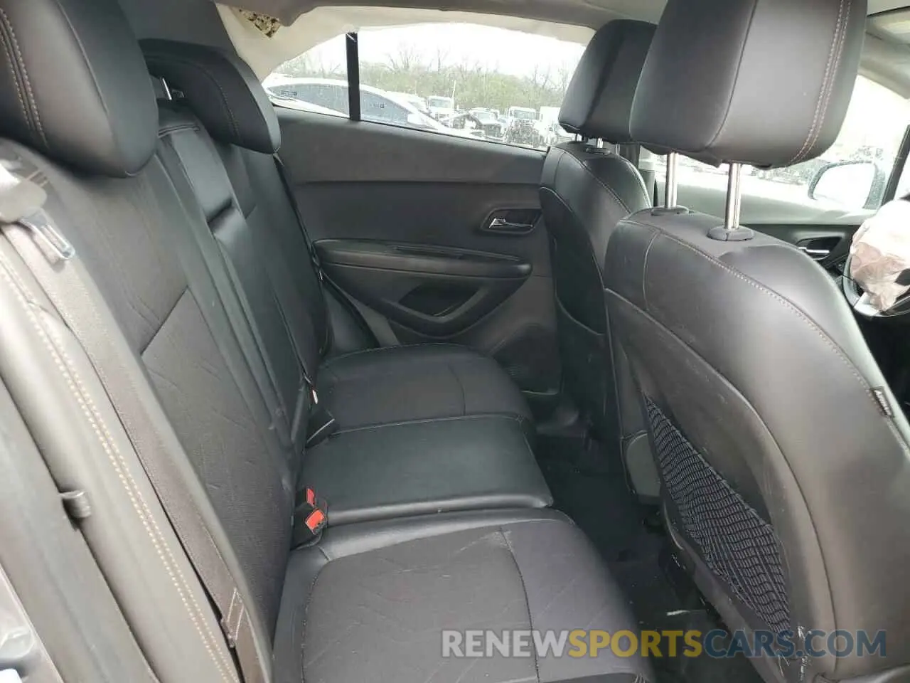 11 fotografías del automóvil dañado KL7CJLSB7KB921128 CHEVROLET TRAX 2019