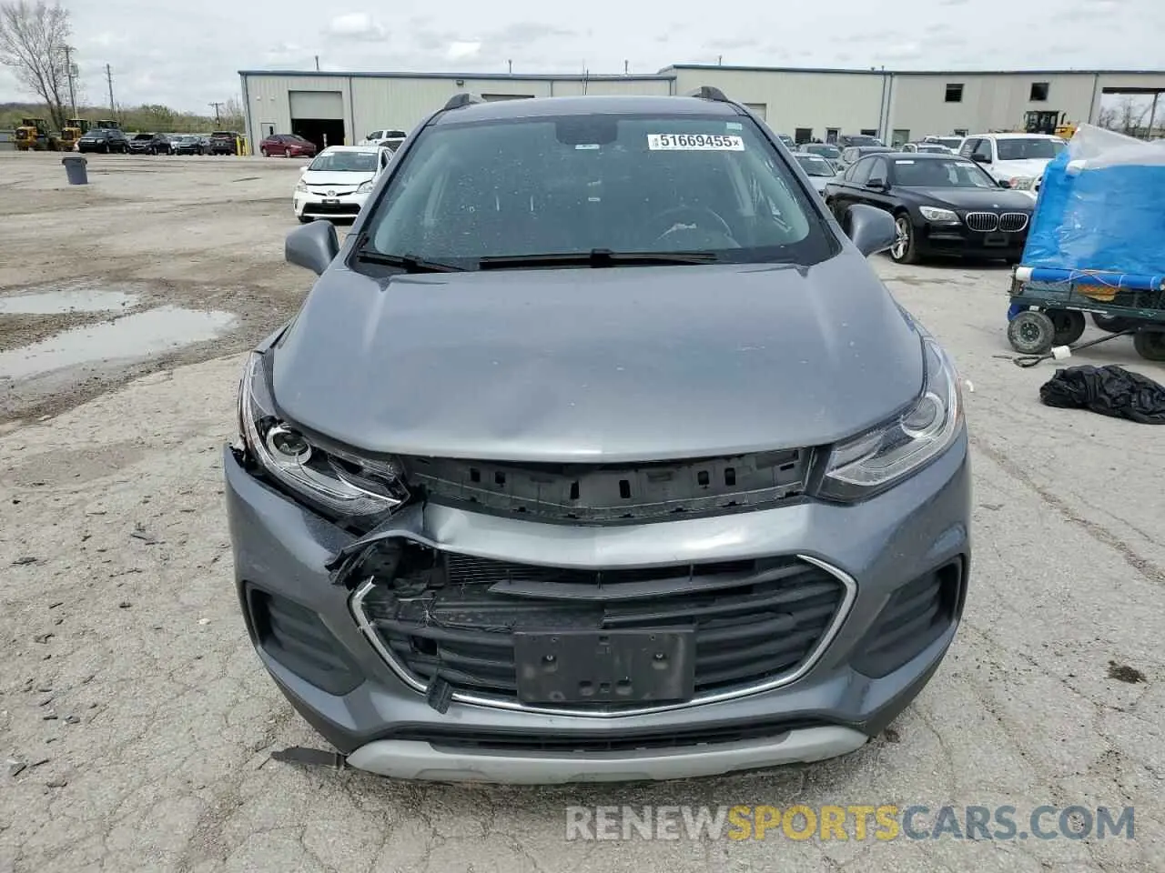 5 fotografías del automóvil dañado KL7CJLSB7KB921128 CHEVROLET TRAX 2019
