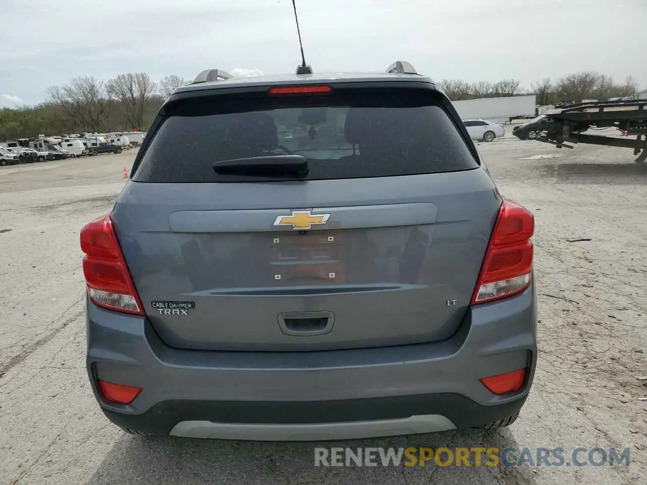 6 fotografías del automóvil dañado KL7CJLSB7KB921128 CHEVROLET TRAX 2019