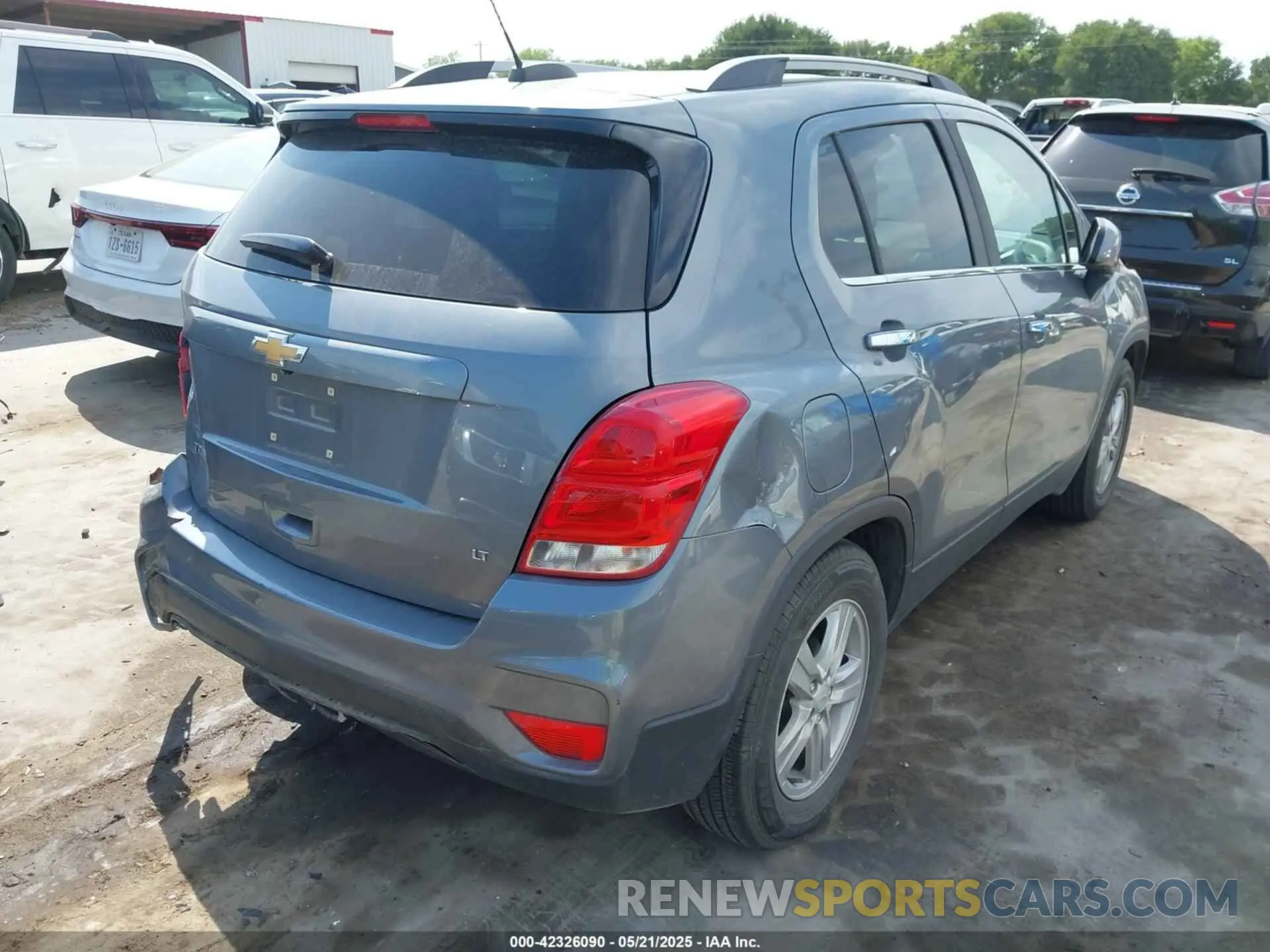 4 fotografías del automóvil dañado KL7CJLSB7KB928239 CHEVROLET TRAX 2019