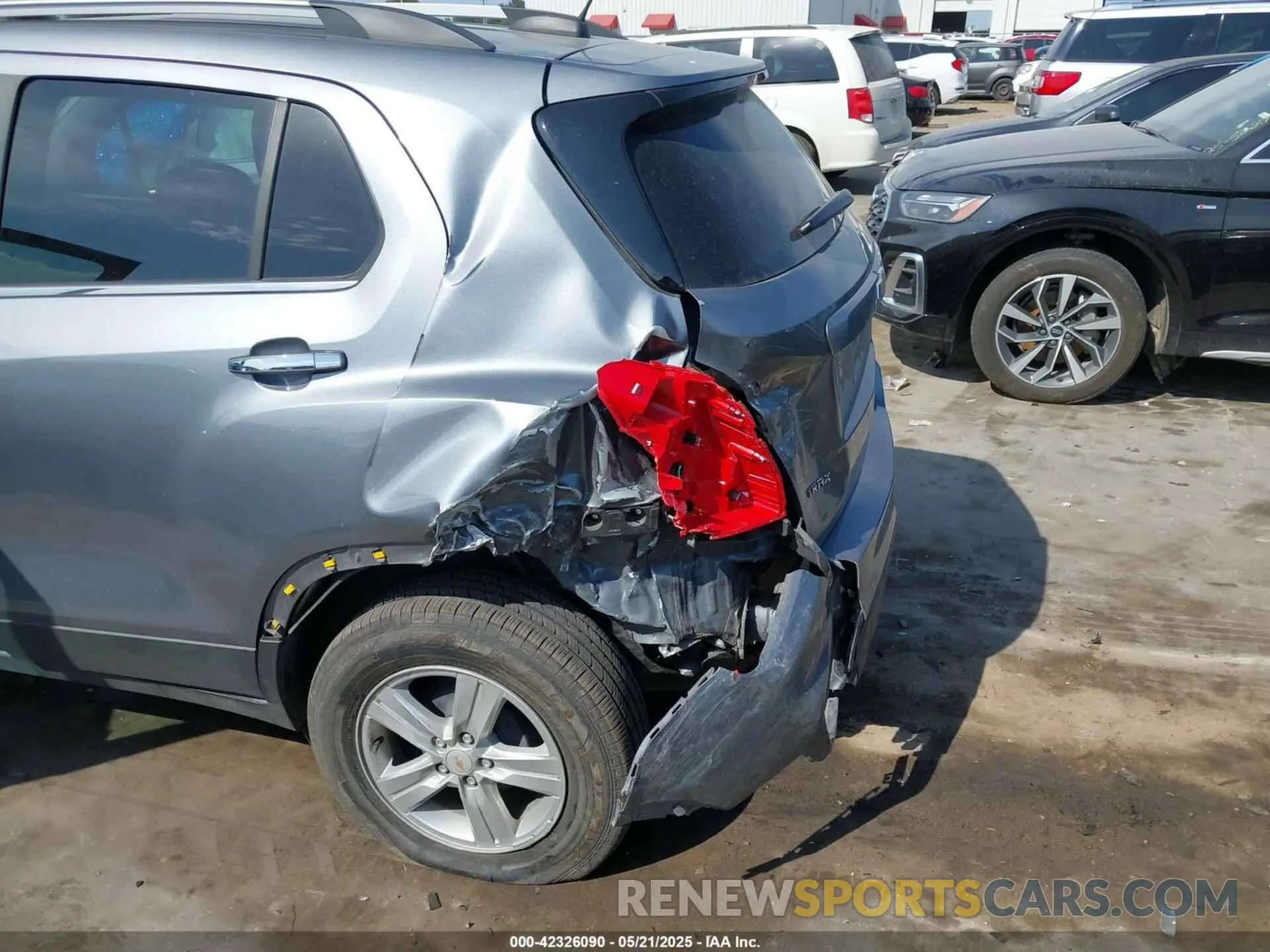 6 fotografías del automóvil dañado KL7CJLSB7KB928239 CHEVROLET TRAX 2019