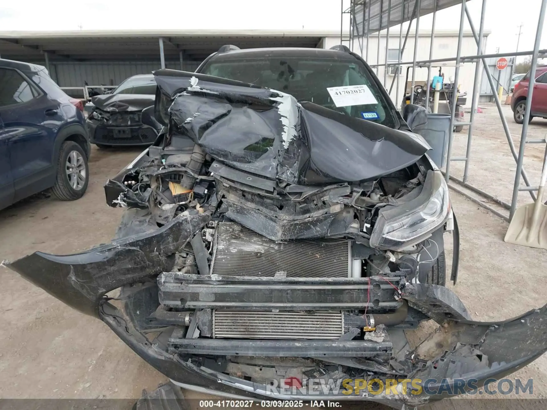 12 fotografías del automóvil dañado KL7CJLSB7KB954386 CHEVROLET TRAX 2019