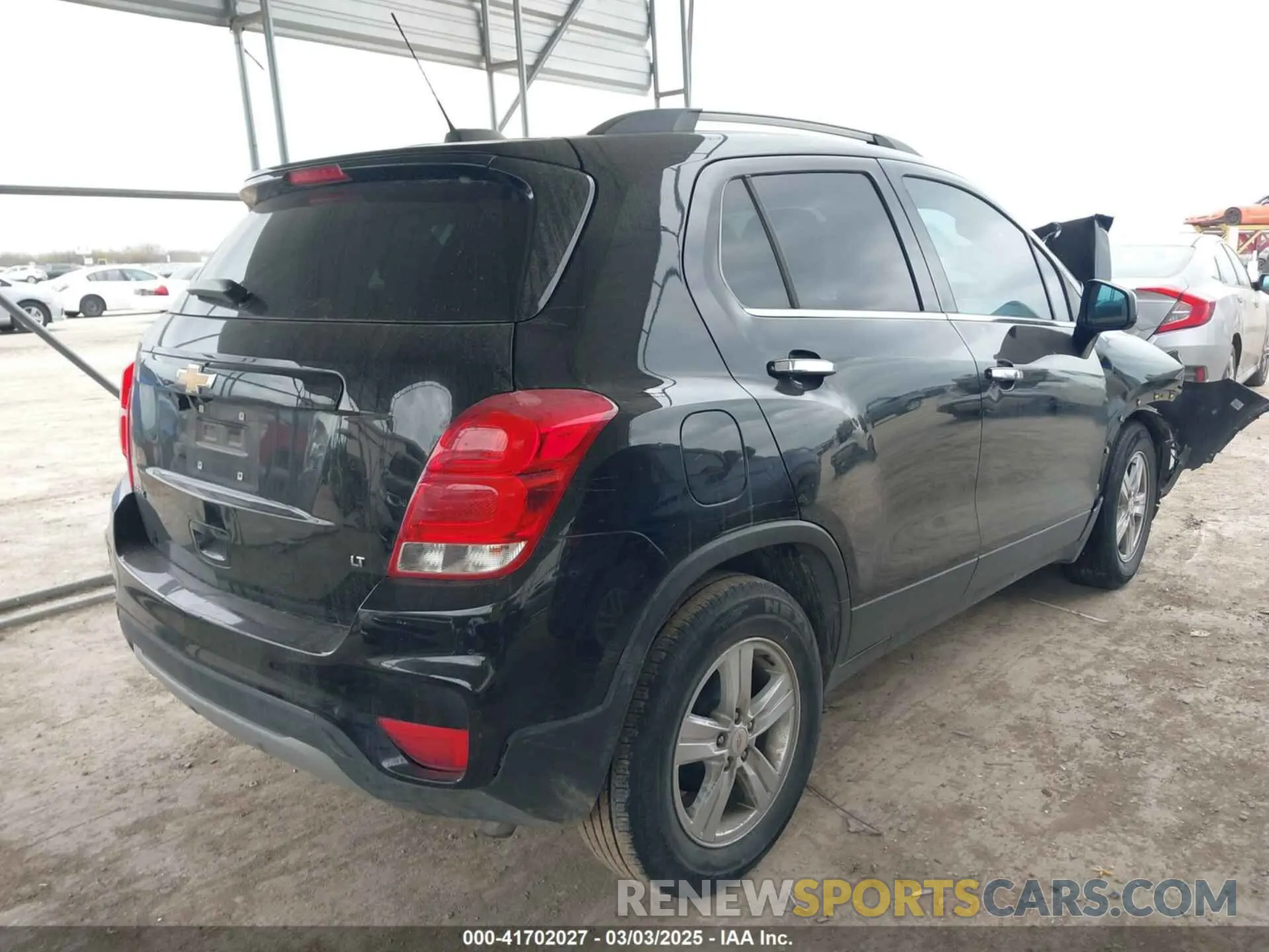 4 fotografías del automóvil dañado KL7CJLSB7KB954386 CHEVROLET TRAX 2019