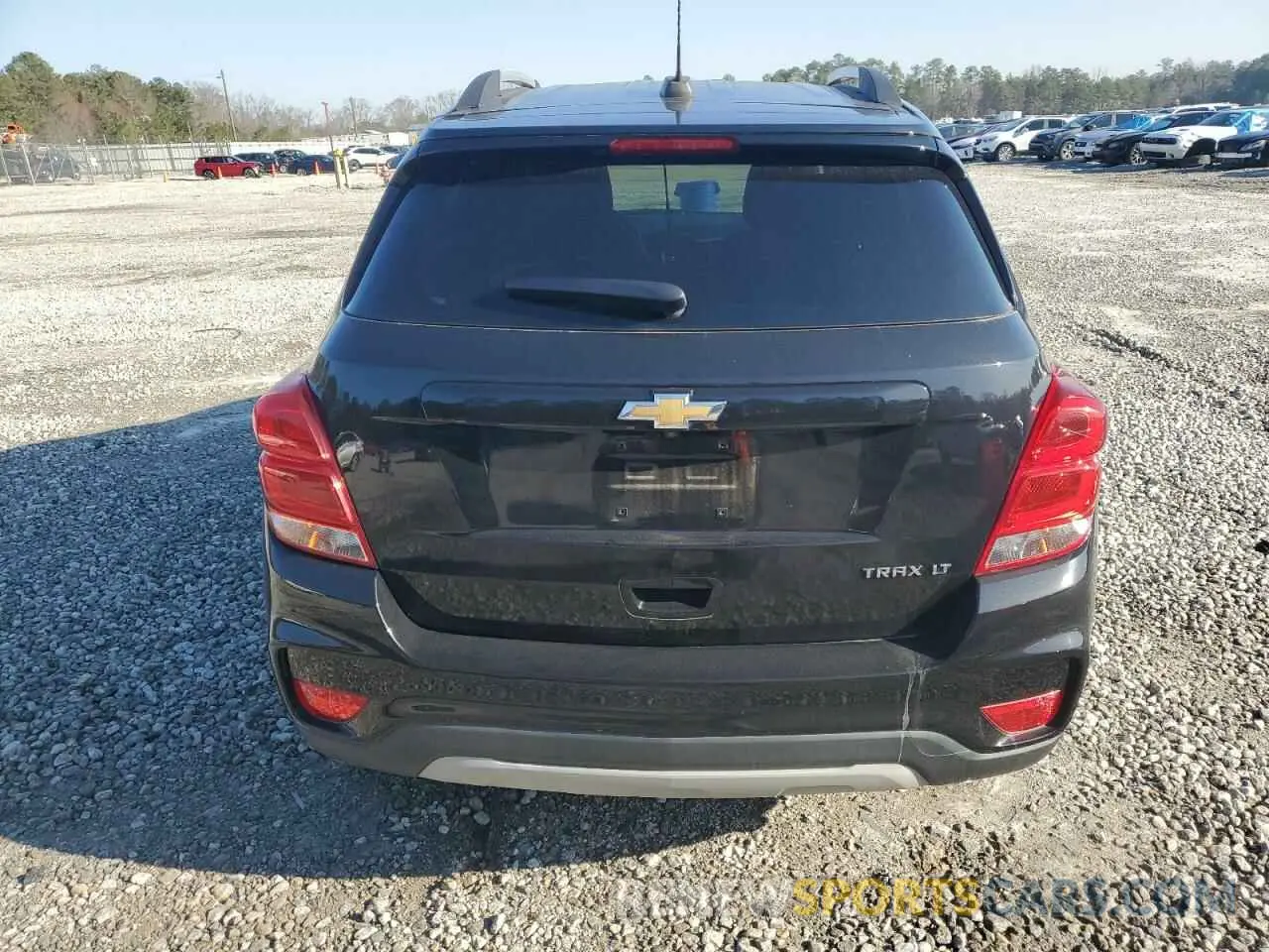 6 fotografías del automóvil dañado KL7CJLSB8KB908727 CHEVROLET TRAX 2019