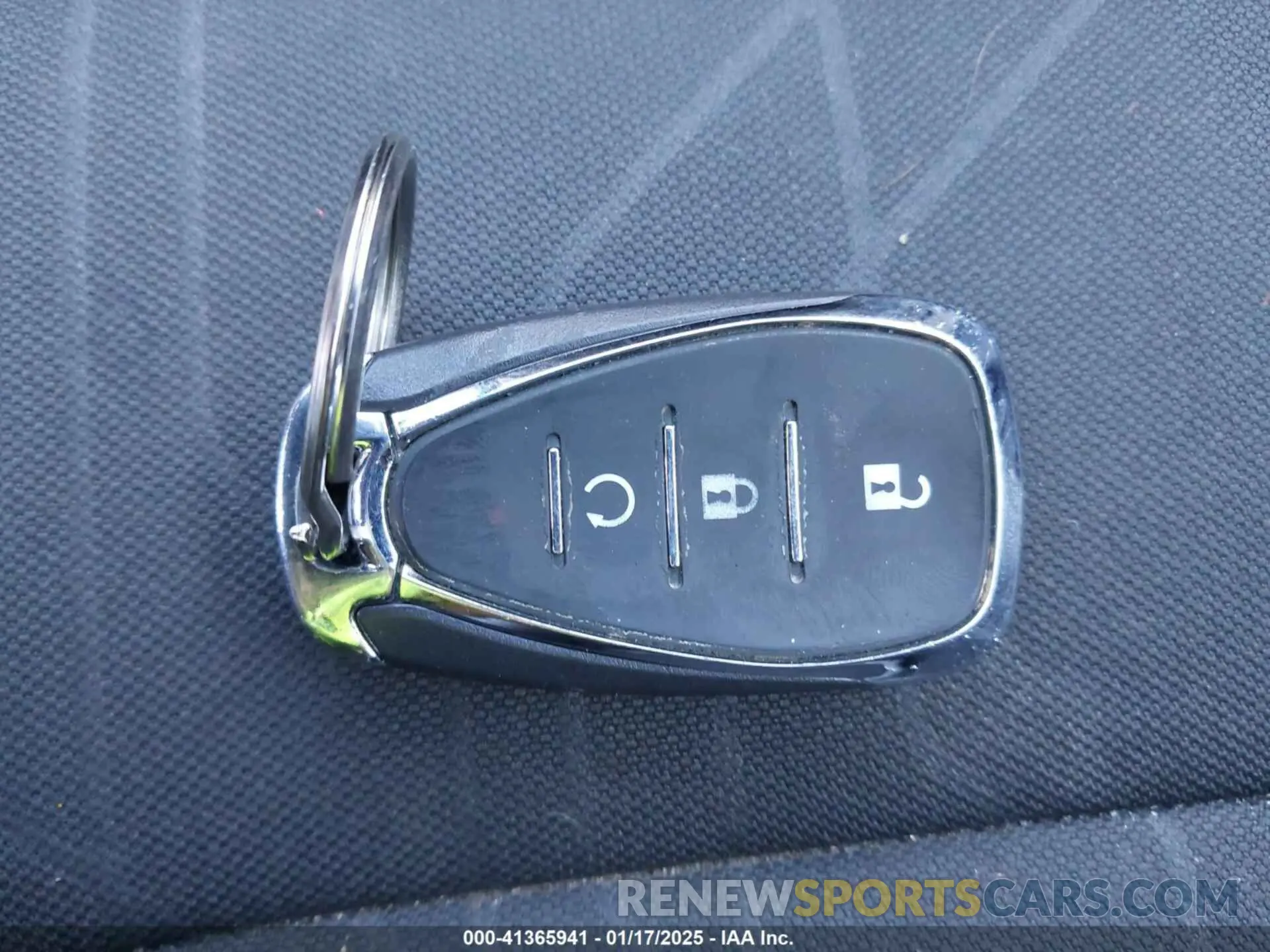 11 fotografías del automóvil dañado KL7CJLSB9KB744243 CHEVROLET TRAX 2019