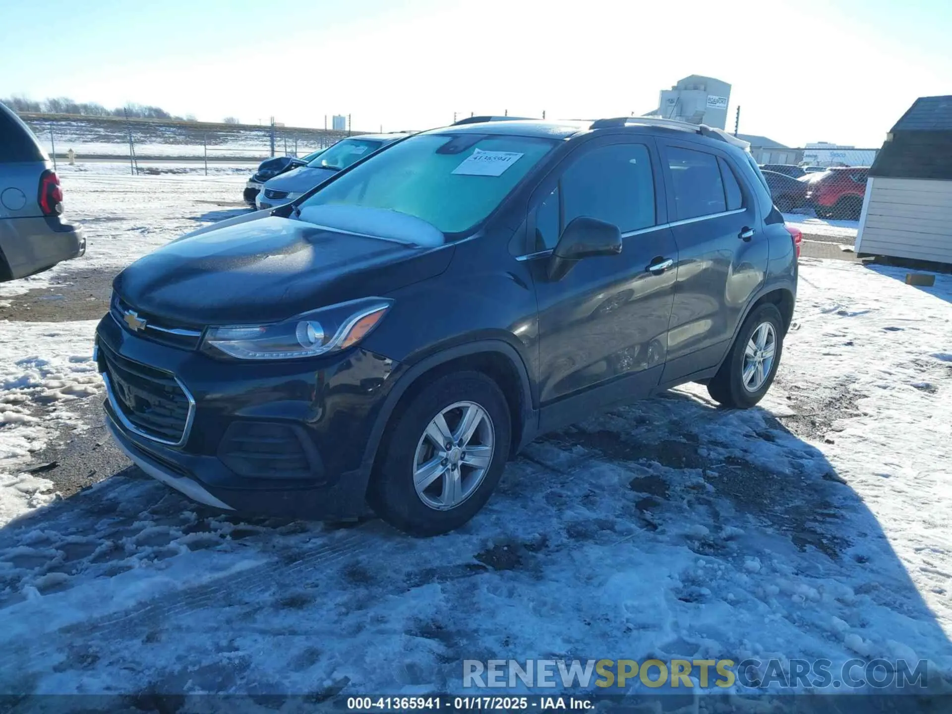 2 fotografías del automóvil dañado KL7CJLSB9KB744243 CHEVROLET TRAX 2019