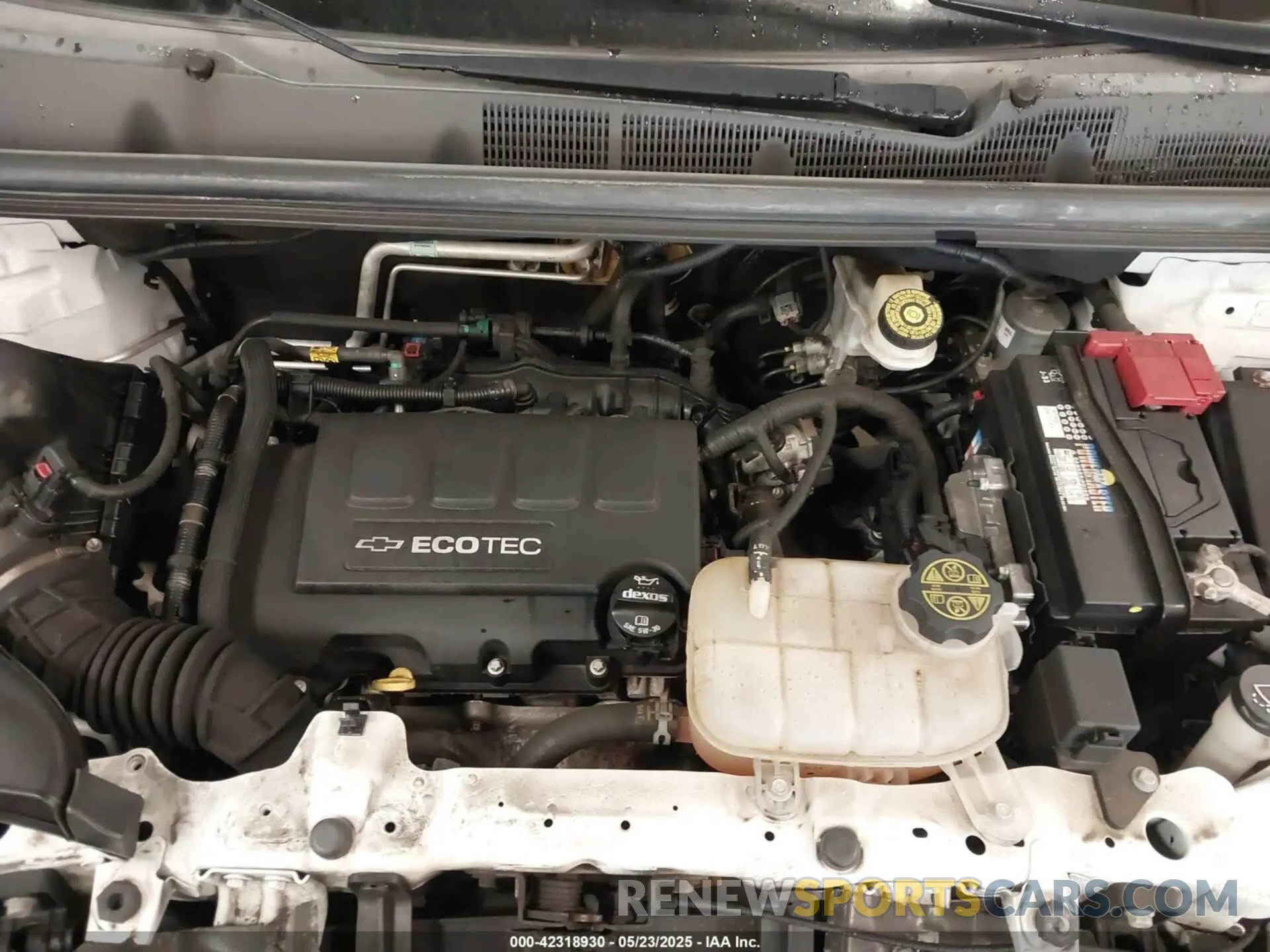 10 fotografías del automóvil dañado KL7CJLSB9KB831883 CHEVROLET TRAX 2019