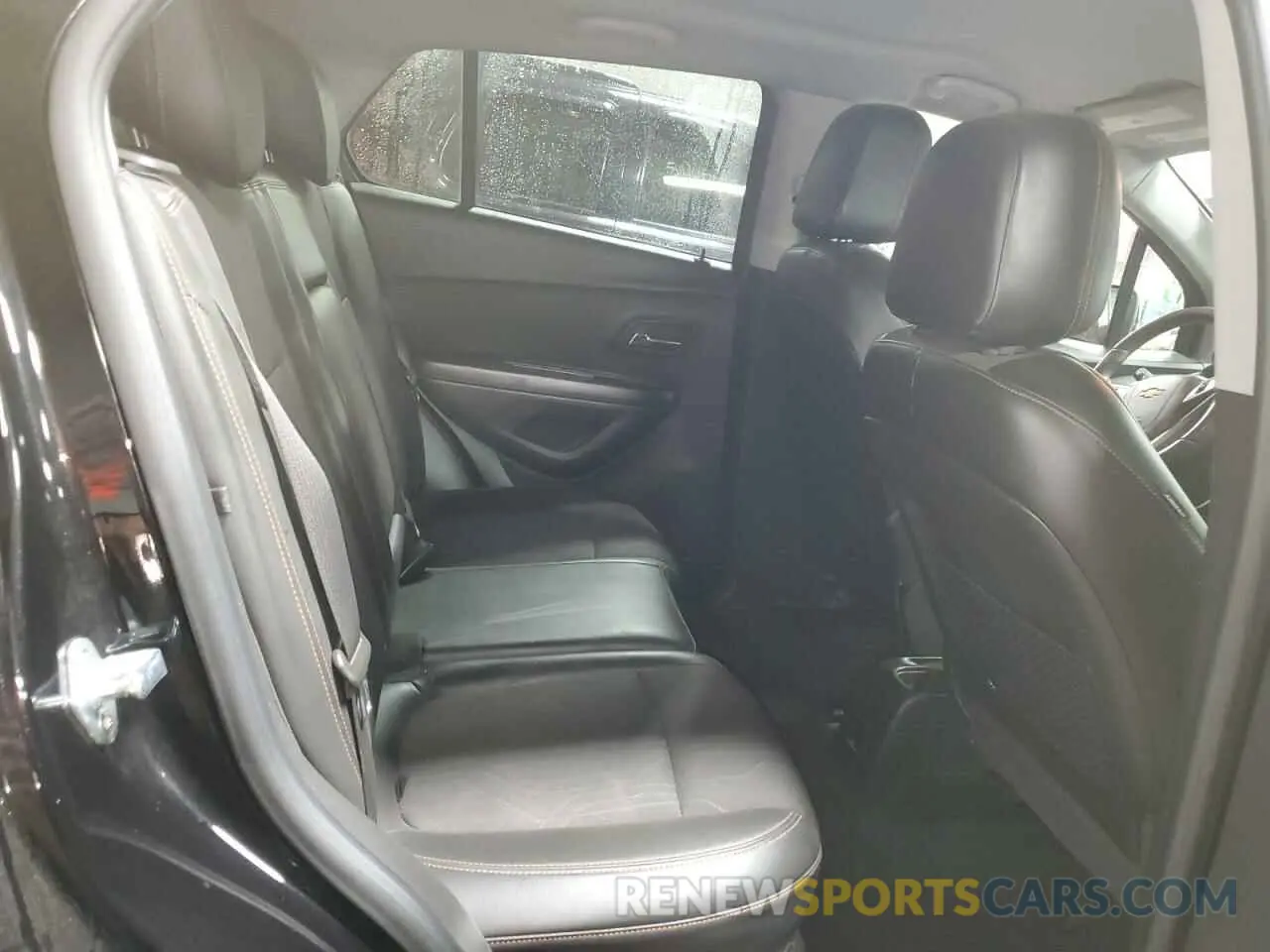 10 fotografías del automóvil dañado KL7CJLSB9KB885538 CHEVROLET TRAX 2019