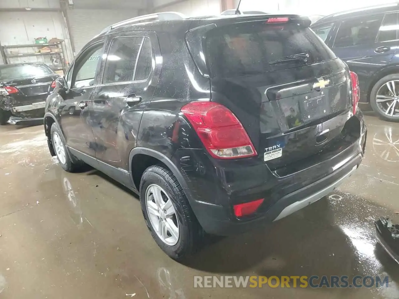 2 fotografías del automóvil dañado KL7CJLSB9KB885538 CHEVROLET TRAX 2019