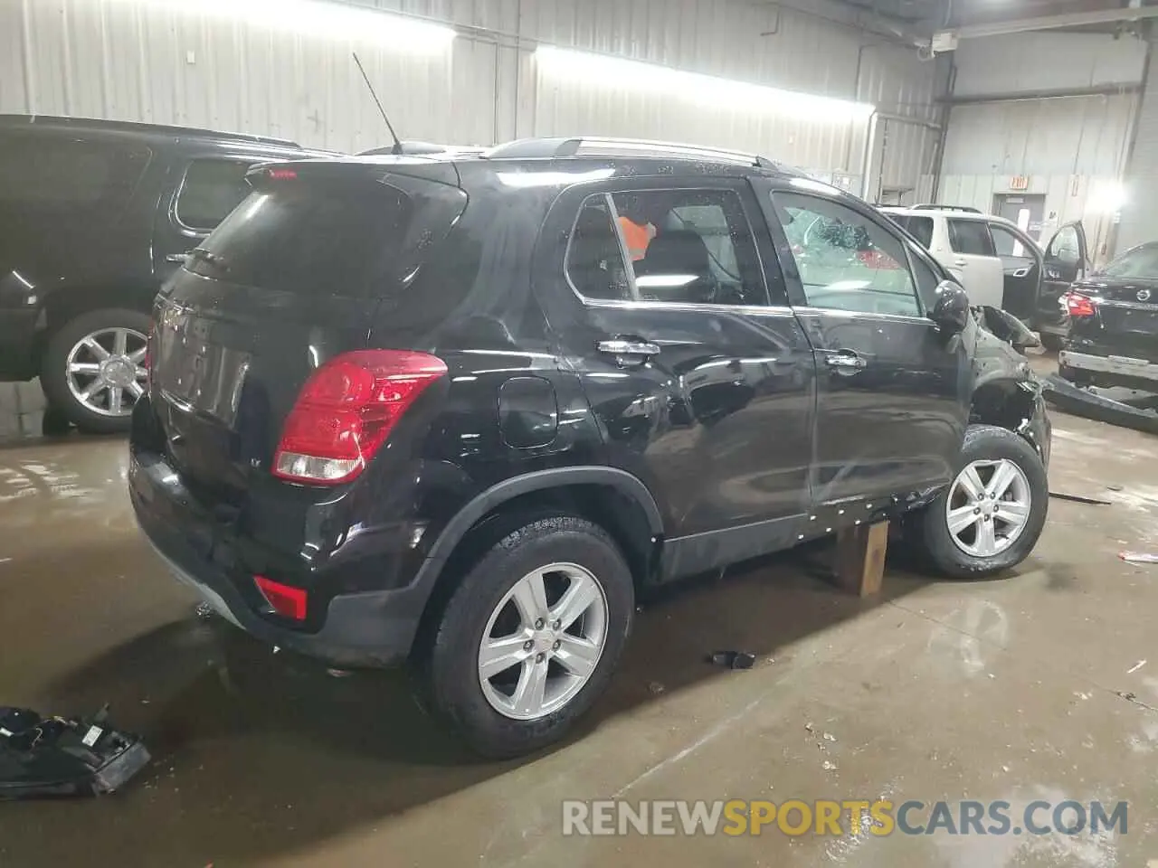 3 fotografías del automóvil dañado KL7CJLSB9KB885538 CHEVROLET TRAX 2019