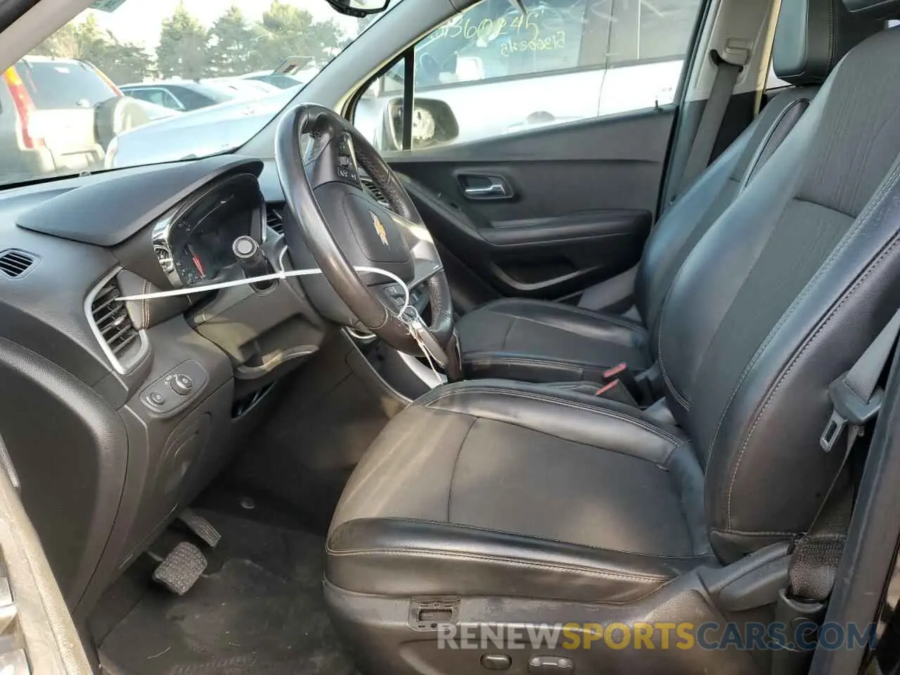 7 fotografías del automóvil dañado KL7CJLSB9KB885538 CHEVROLET TRAX 2019