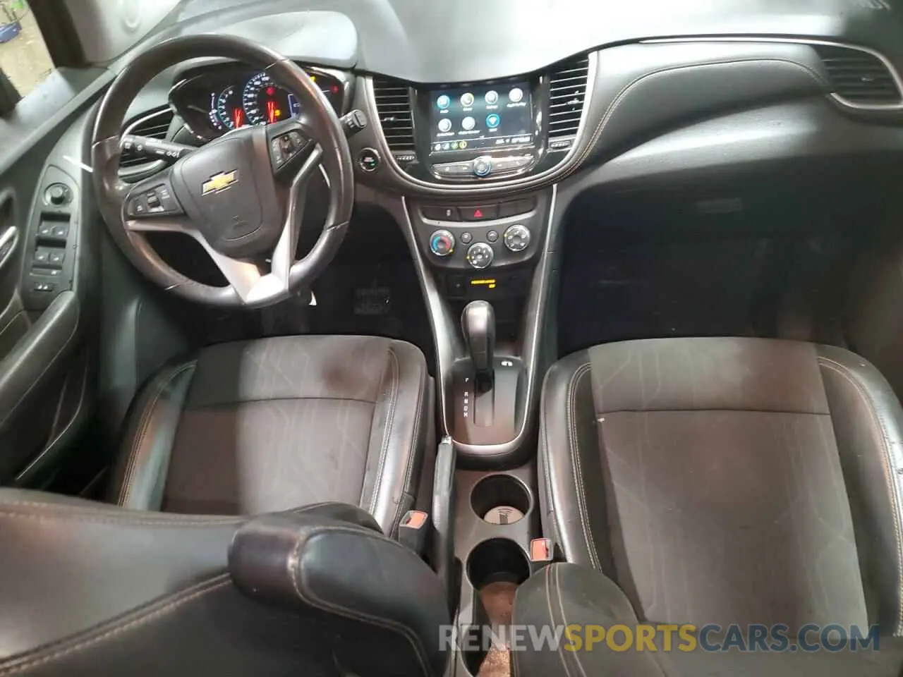 8 fotografías del automóvil dañado KL7CJLSB9KB885538 CHEVROLET TRAX 2019