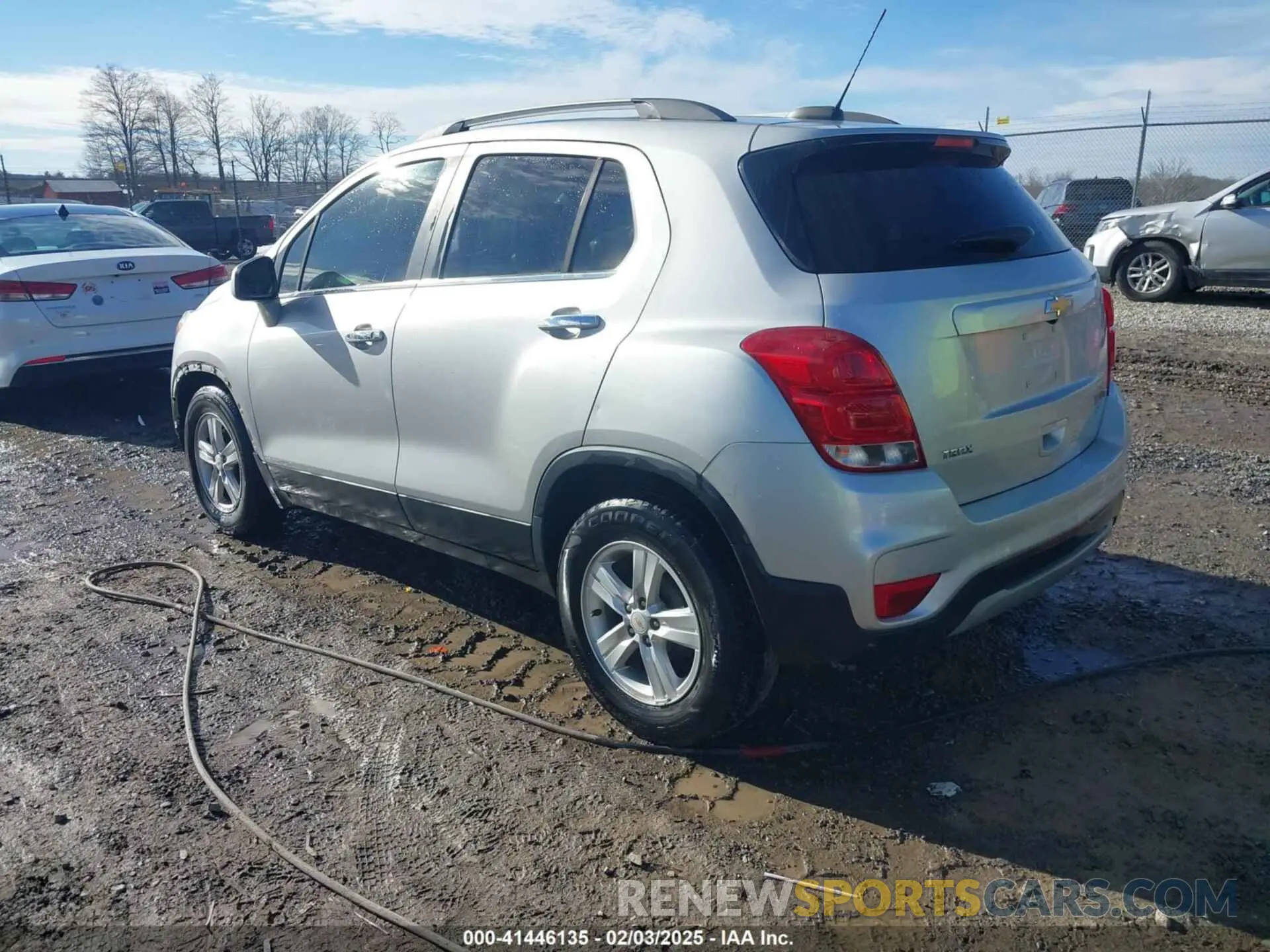 3 fotografías del automóvil dañado KL7CJLSBXKB962501 CHEVROLET TRAX 2019