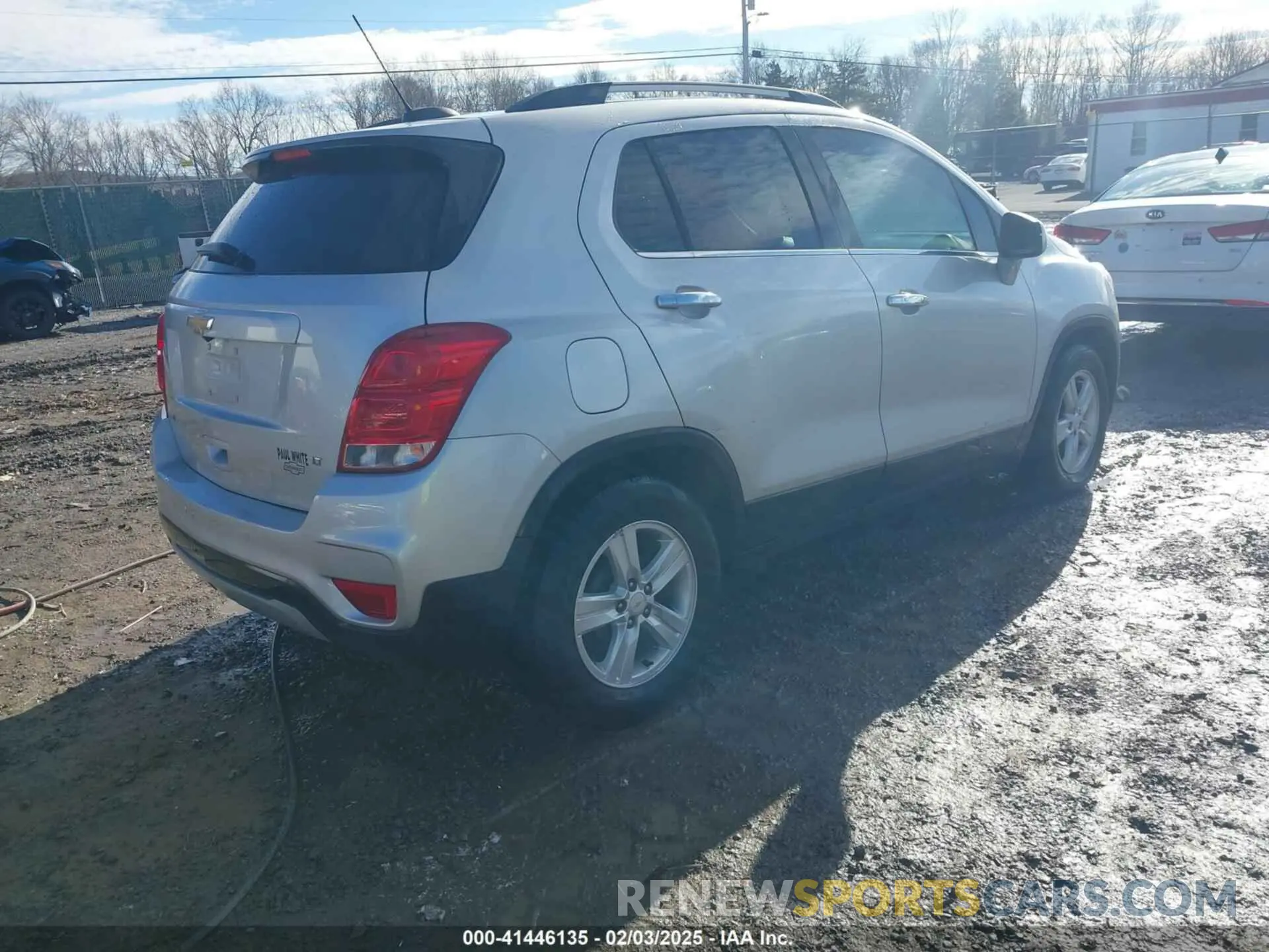4 fotografías del automóvil dañado KL7CJLSBXKB962501 CHEVROLET TRAX 2019
