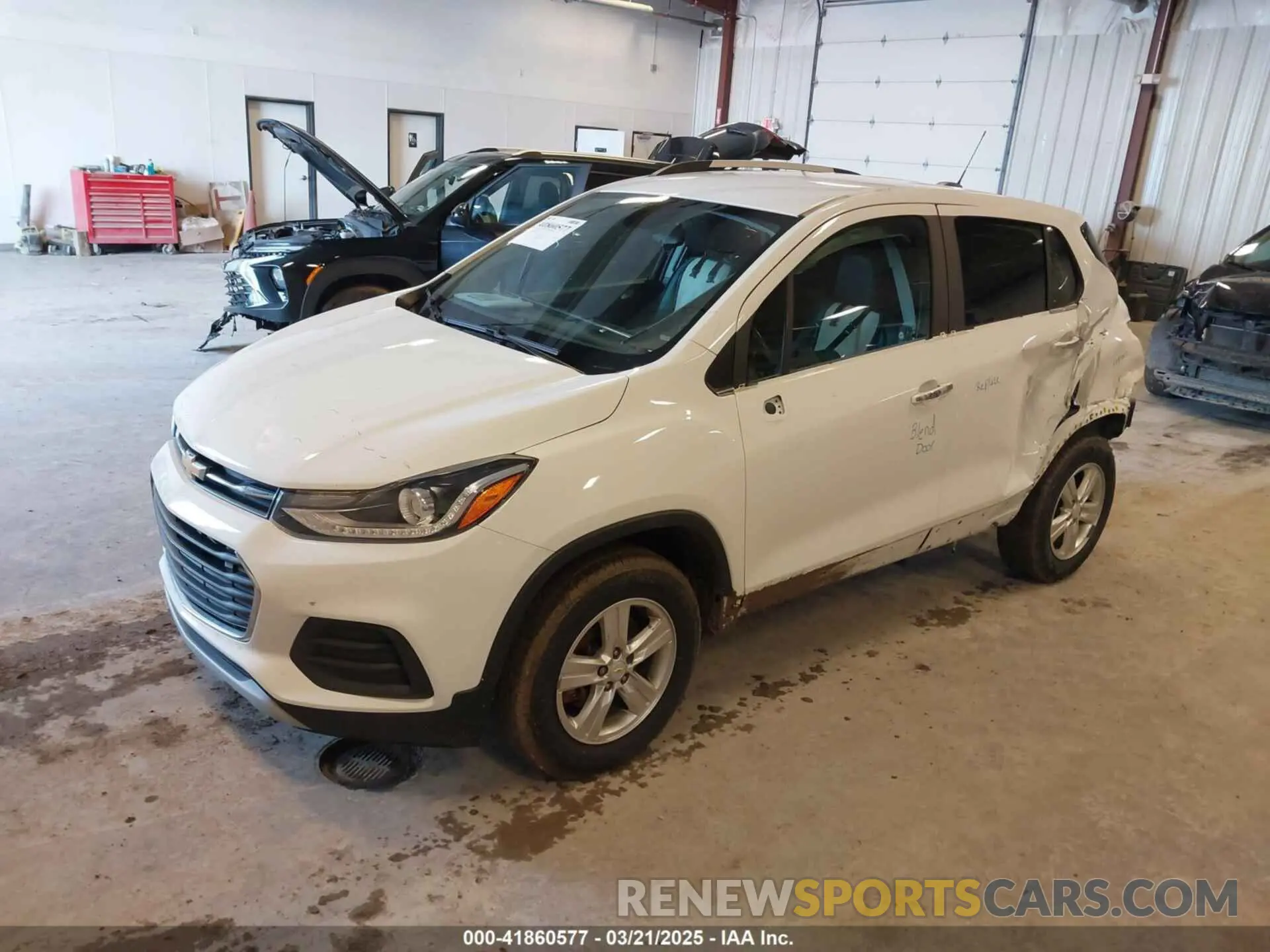 2 fotografías del automóvil dañado KL7CJPSB0KB862866 CHEVROLET TRAX 2019