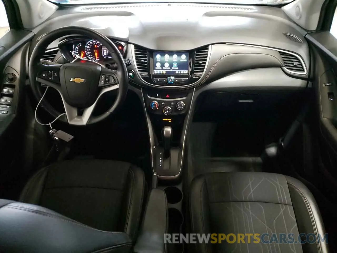 8 fotografías del automóvil dañado KL7CJPSB2KB791525 CHEVROLET TRAX 2019
