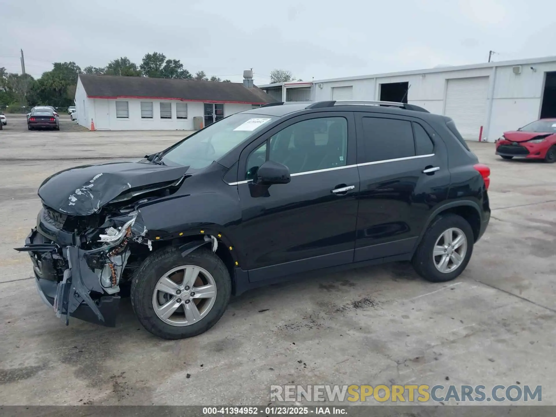 14 fotografías del automóvil dañado KL7CJPSB3KB904575 CHEVROLET TRAX 2019