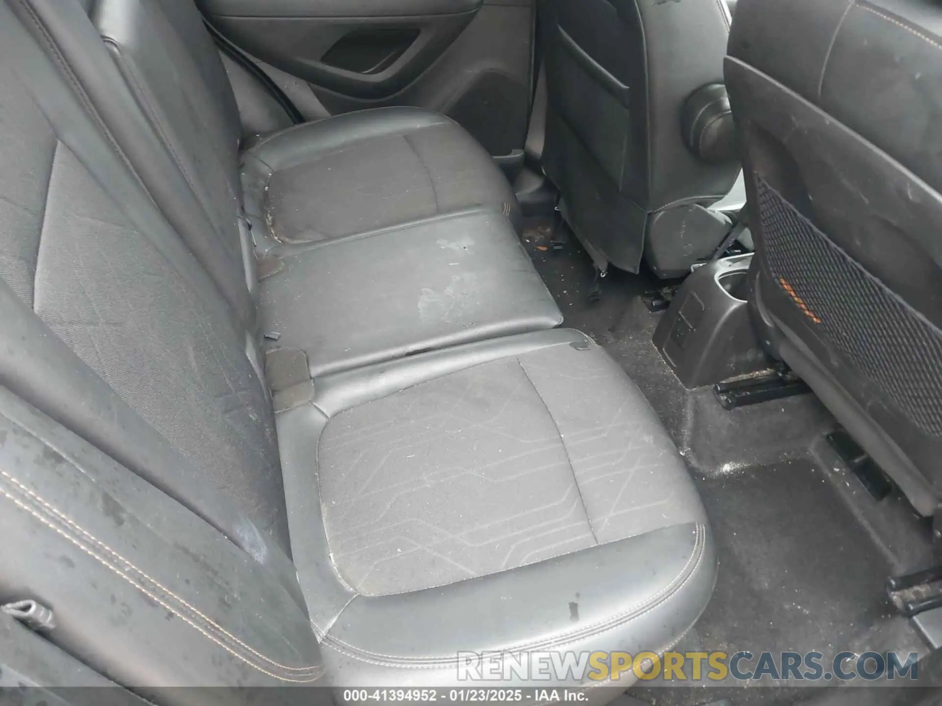 8 fotografías del automóvil dañado KL7CJPSB3KB904575 CHEVROLET TRAX 2019