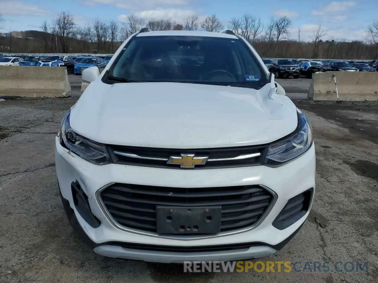 5 fotografías del automóvil dañado KL7CJPSB3KB923188 CHEVROLET TRAX 2019