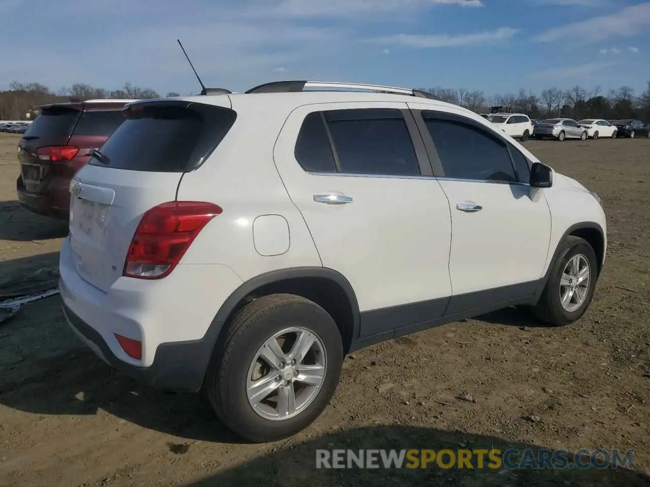 3 fotografías del automóvil dañado KL7CJPSB5KB833024 CHEVROLET TRAX 2019