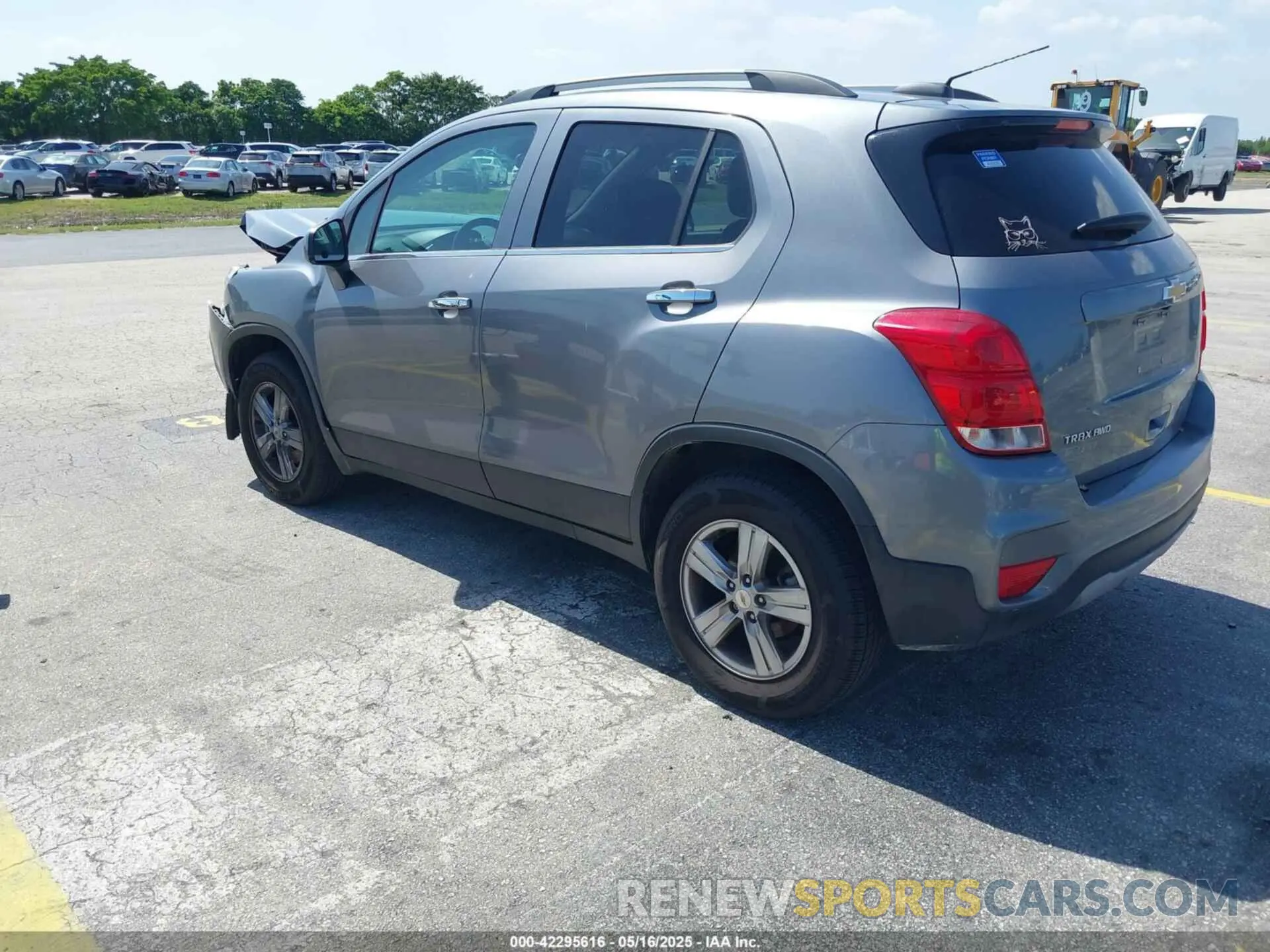 3 fotografías del automóvil dañado KL7CJPSB6KB879252 CHEVROLET TRAX 2019