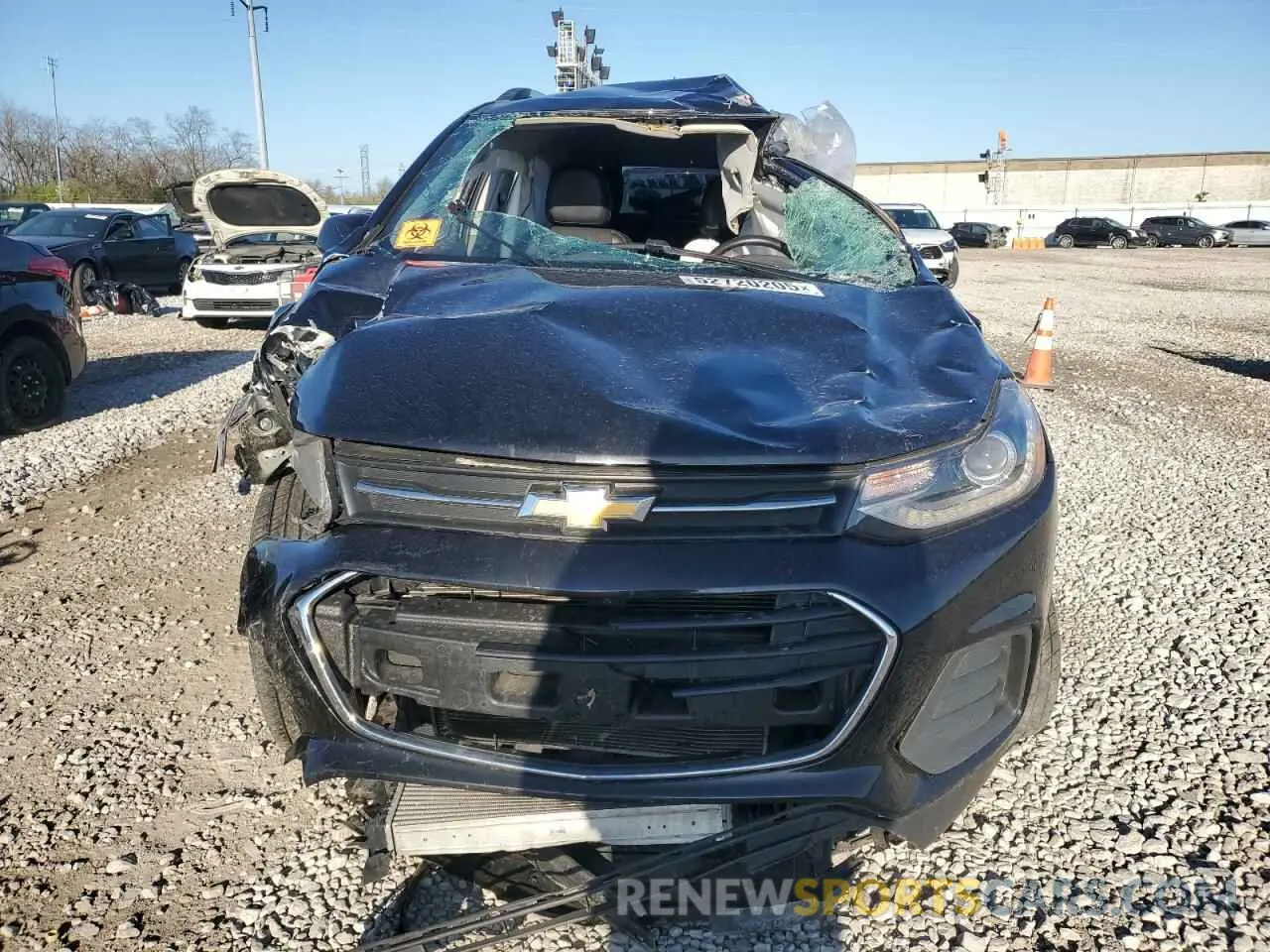 5 fotografías del automóvil dañado KL7CJPSB7KB719316 CHEVROLET TRAX 2019