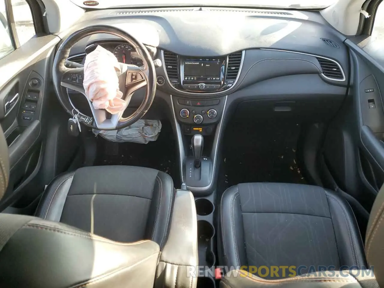 8 fotografías del automóvil dañado KL7CJPSB7KB751523 CHEVROLET TRAX 2019