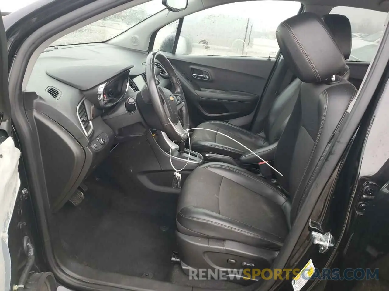 7 fotografías del automóvil dañado KL7CJPSB7KB896500 CHEVROLET TRAX 2019