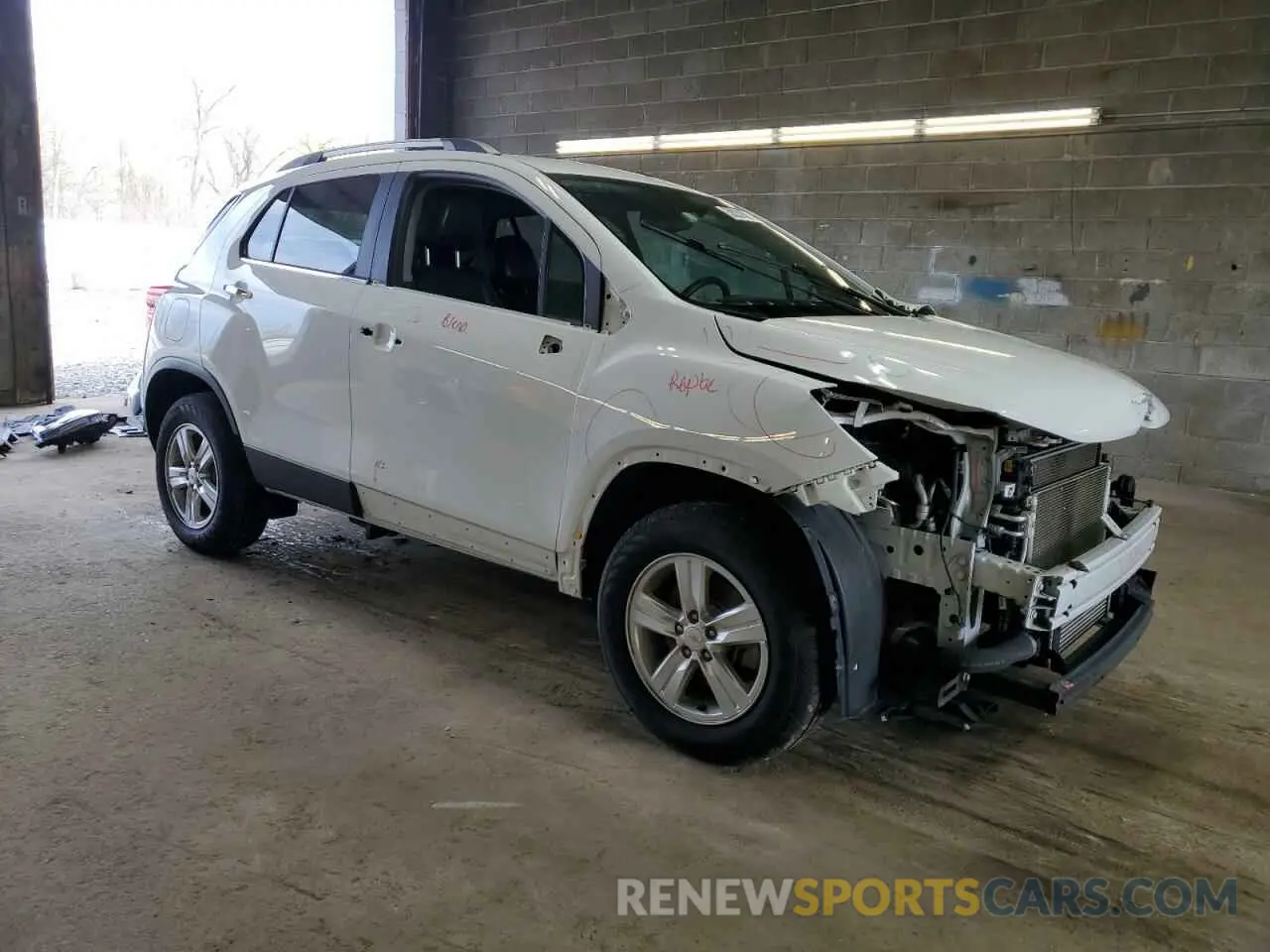 4 fotografías del automóvil dañado KL7CJPSB7KB904675 CHEVROLET TRAX 2019