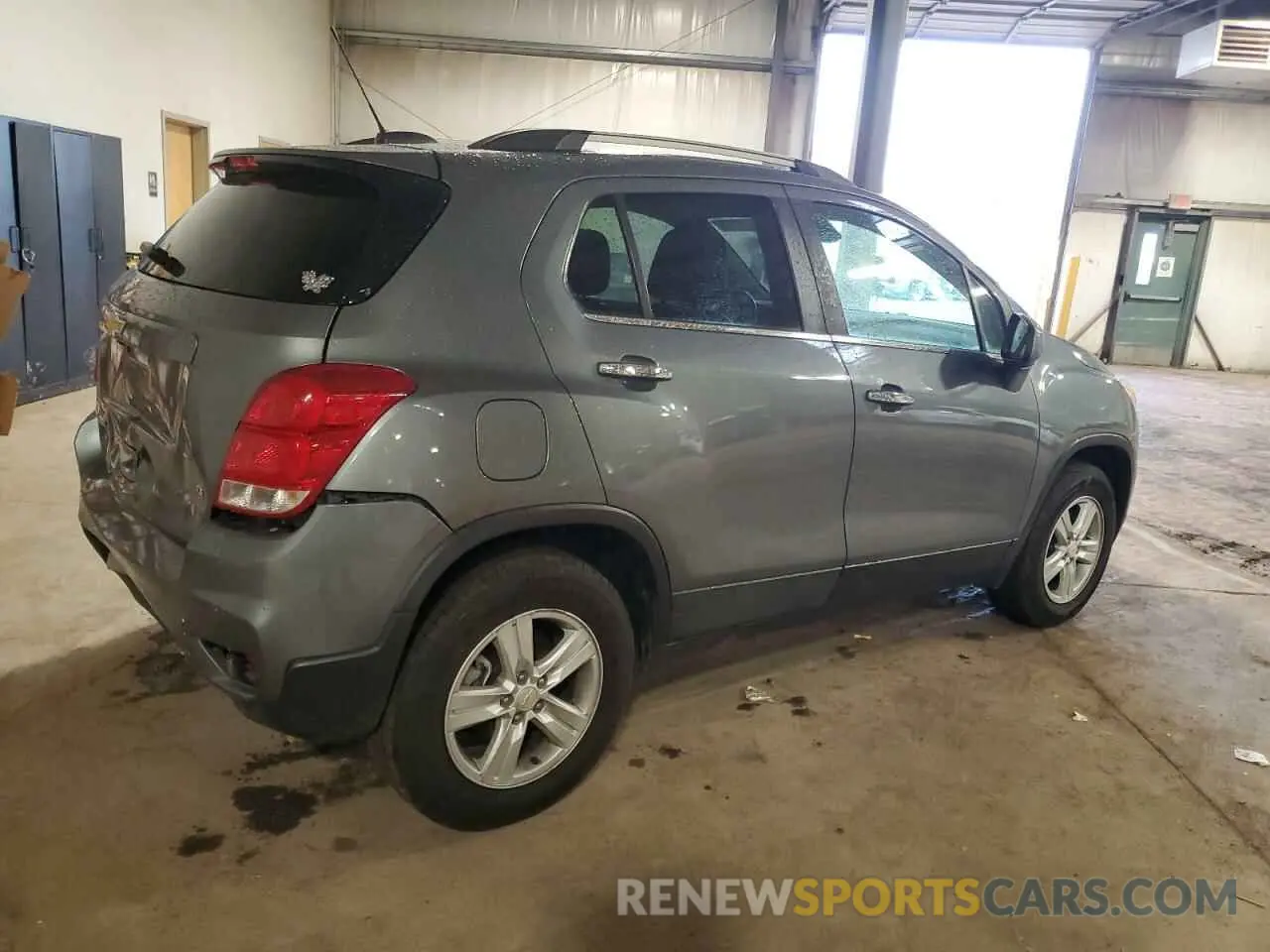 3 fotografías del automóvil dañado KL7CJPSB9KB810197 CHEVROLET TRAX 2019
