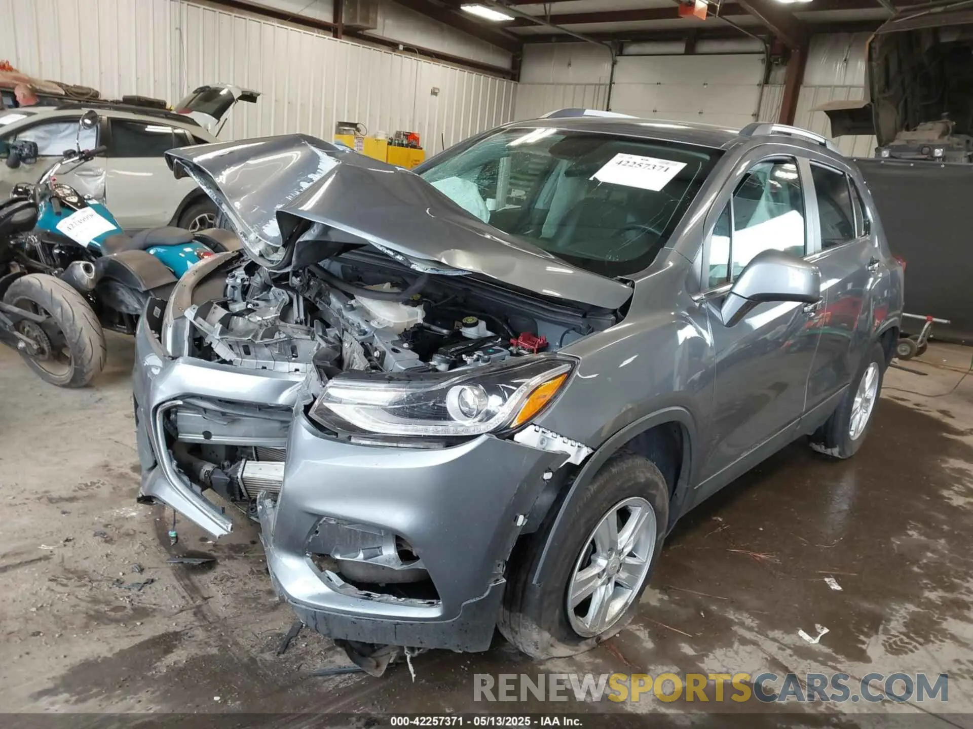 2 fotografías del automóvil dañado KL7CJPSBXKB843080 CHEVROLET TRAX 2019